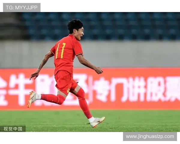 中国男足逆转夺冠 全场鏖战展现团队精神点燃全国热情