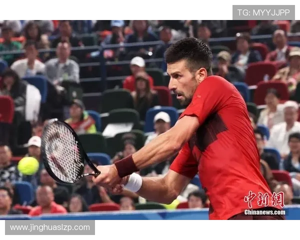 德约科维奇强势回归上海大师赛再演巅峰对决引爆网坛热议 德约科维奇强势回归上海大师赛再演巅峰对决引爆网坛热议