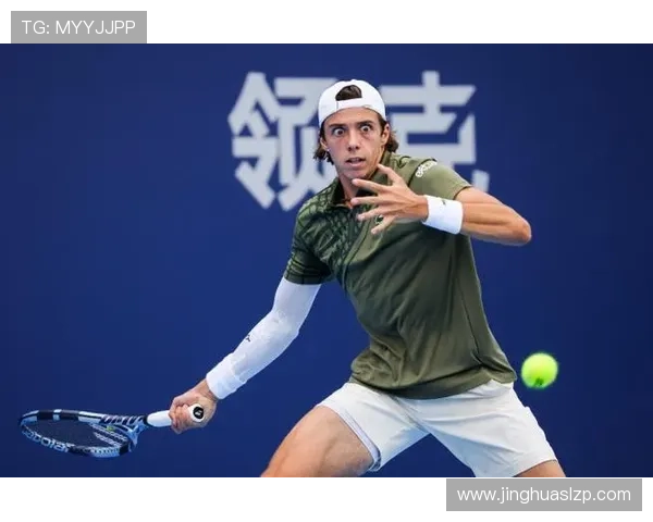 全新网球赛季拉开帷幕 各大选手备战激烈争夺全球排名榜首