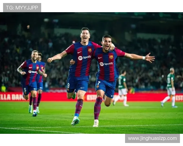 西甲豪门鏖战再起皇家马德里与巴塞罗那上演巅峰对决争锋西班牙足坛荣耀