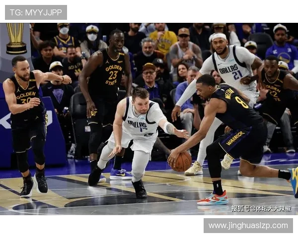 NBA赛季最新动态：湖人队迎来伤员复出，勇士和雄鹿争夺常规赛第一