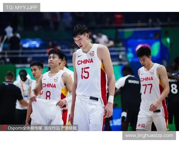 中国男篮世界杯战胜菲律宾晋级八强，豪取连胜引发球迷热烈讨论