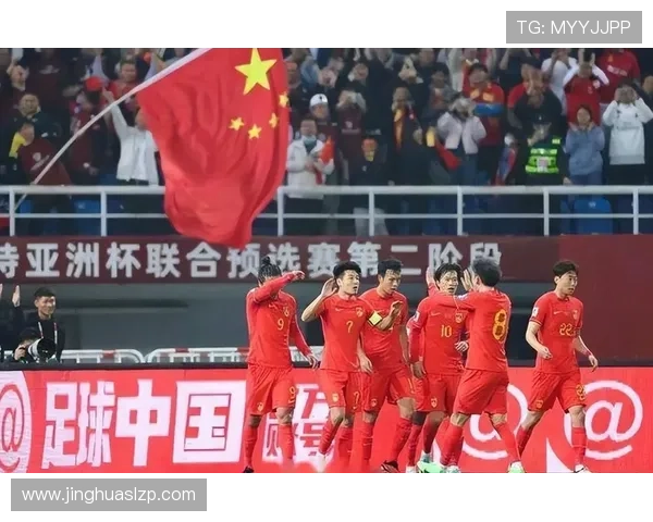 国足世预赛关键战来袭新帅首秀引爆赛场期待球迷热情高涨冲击出线梦 国足世预赛关键战来袭新帅首秀引爆赛场期待球迷热情高涨冲击出线梦